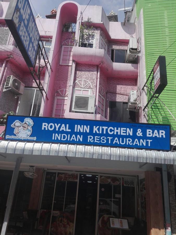 פאטאיה Royal Inn Kitchen And Bar מראה חיצוני תמונה